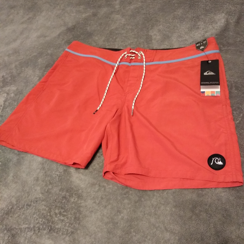Quiksilver surf shorts 17"